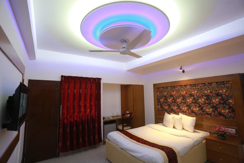 Nagar Valley Hotel Ltd. Дакка Экстерьер фото