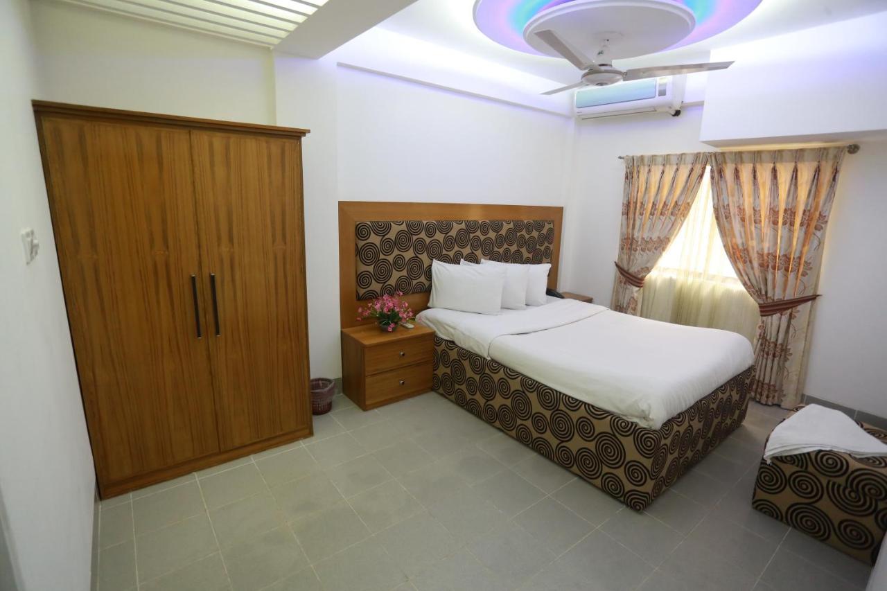 Nagar Valley Hotel Ltd. Дакка Экстерьер фото